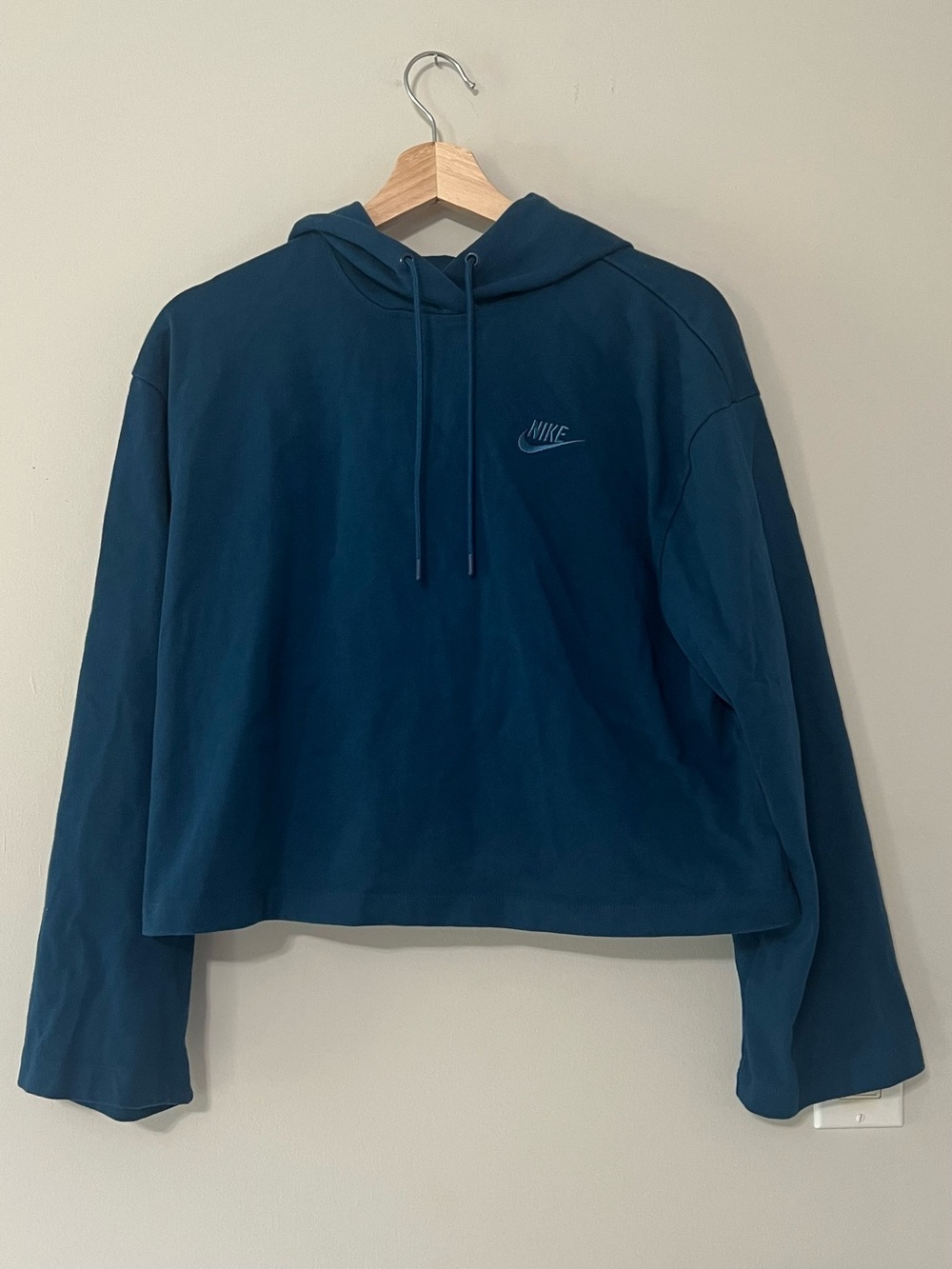 Nike Cropped Blue Hoodie Top - Women's Casual Pullover